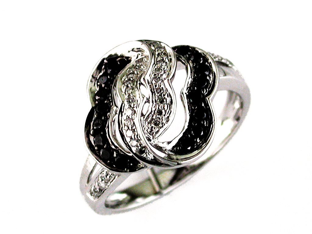 BLACK DIAMOND & DIA RING