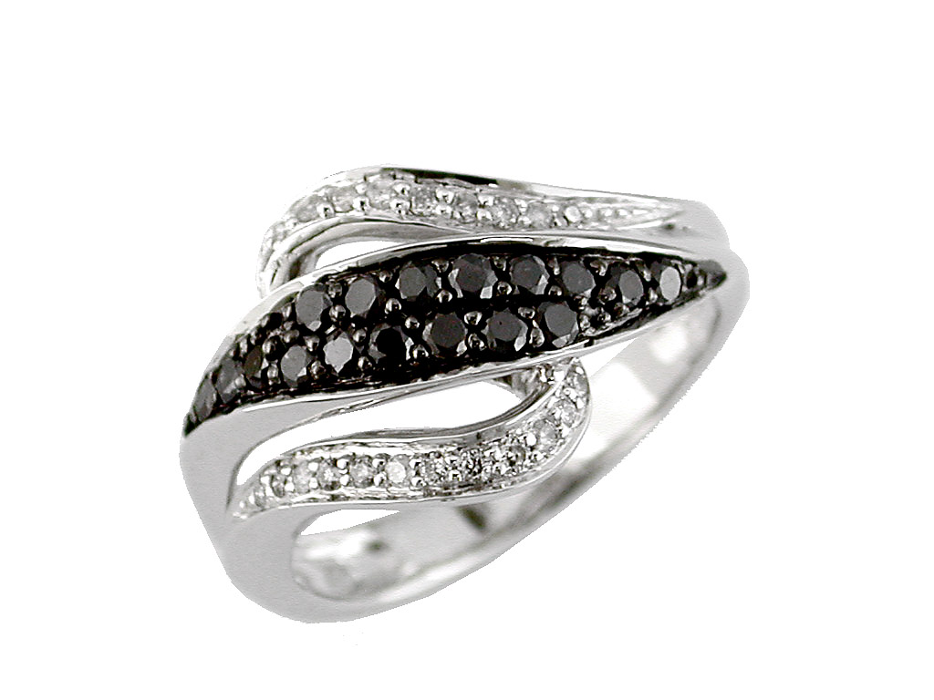BLACK DIAMOND & DIAMOND RING