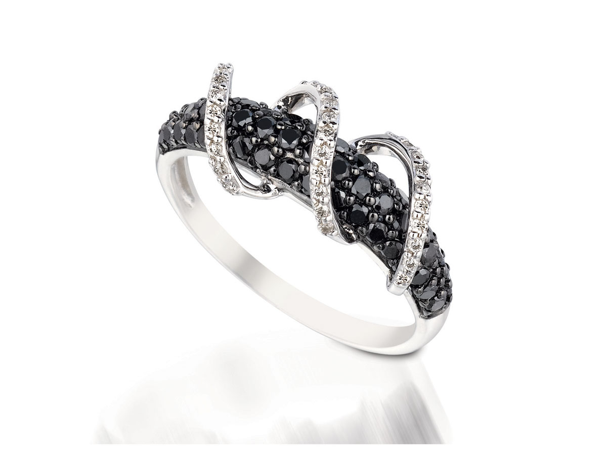 BLACK DIAMOND & DIAMOND RING