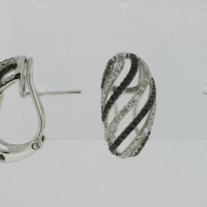 BLACK DIAMOND & DIA EARRING