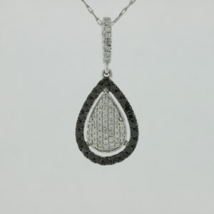 BLACK DIAMOND & DIA PENDANT