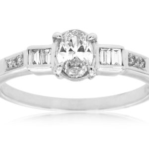 DIAMOND ENGAGEMENT RING
