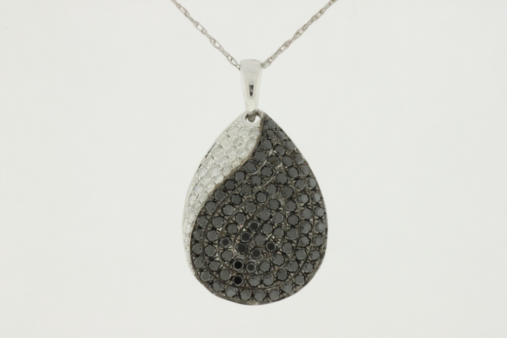 BLACK DIAMOND & DIA PENDANT