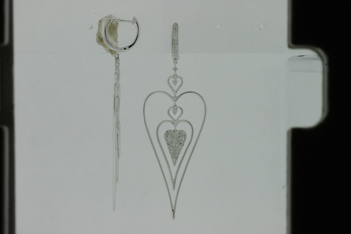 DIAMOND EARRING