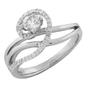 DIAMOND ENGAGEMENT RING