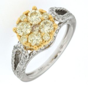 YELLOW DIAMOND & DIAMOND RING