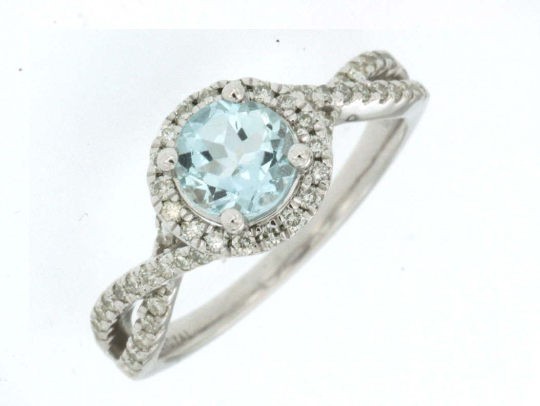 AQUAMARINE & DIAMOND RING