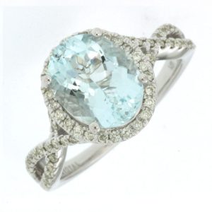 AQUAMARINE & DIAMOND RING