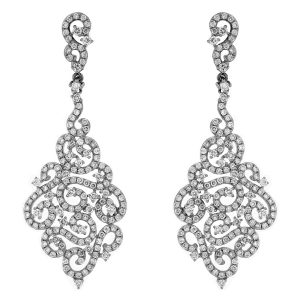 DIAMOND EARRING