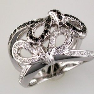 BLACK DIAMOND & DIAMOND RING