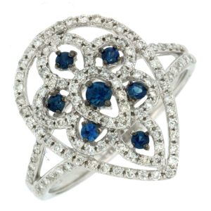 SAPPHIRE & DIAMOND RING