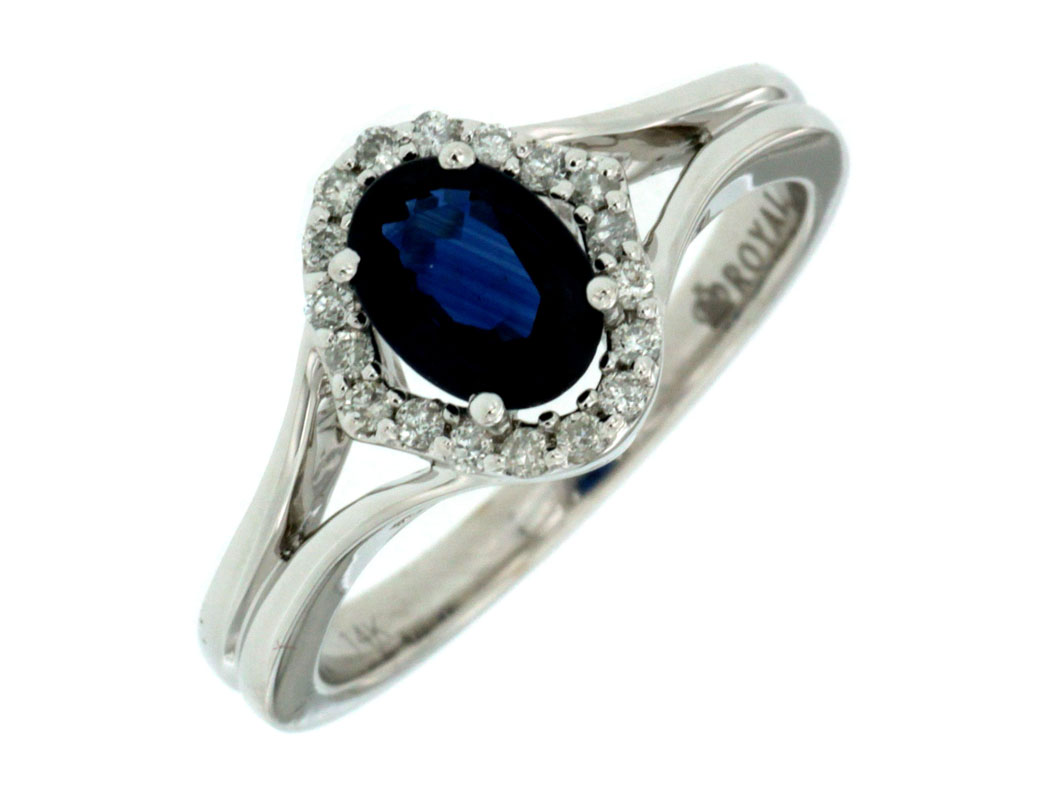 SAPPHIRE & DIAMOND RING