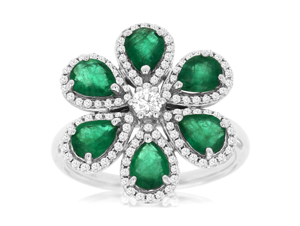 EMERALD & DIAMOND RING