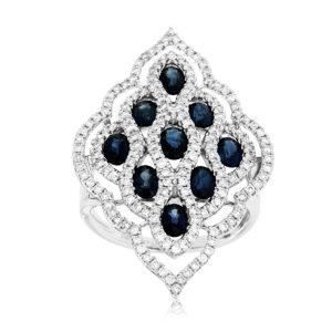 SAPPHIRE & DIAMOND RING