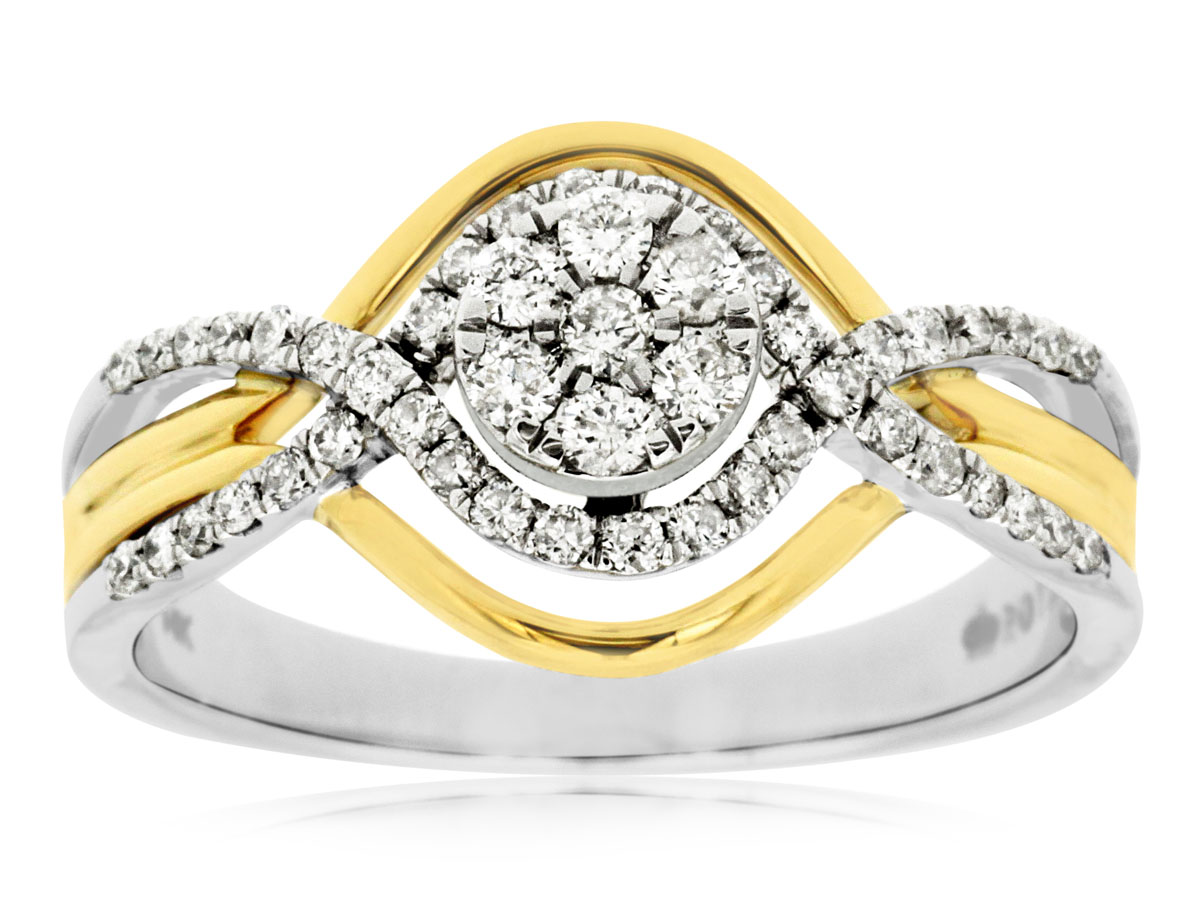 DIAMOND RING