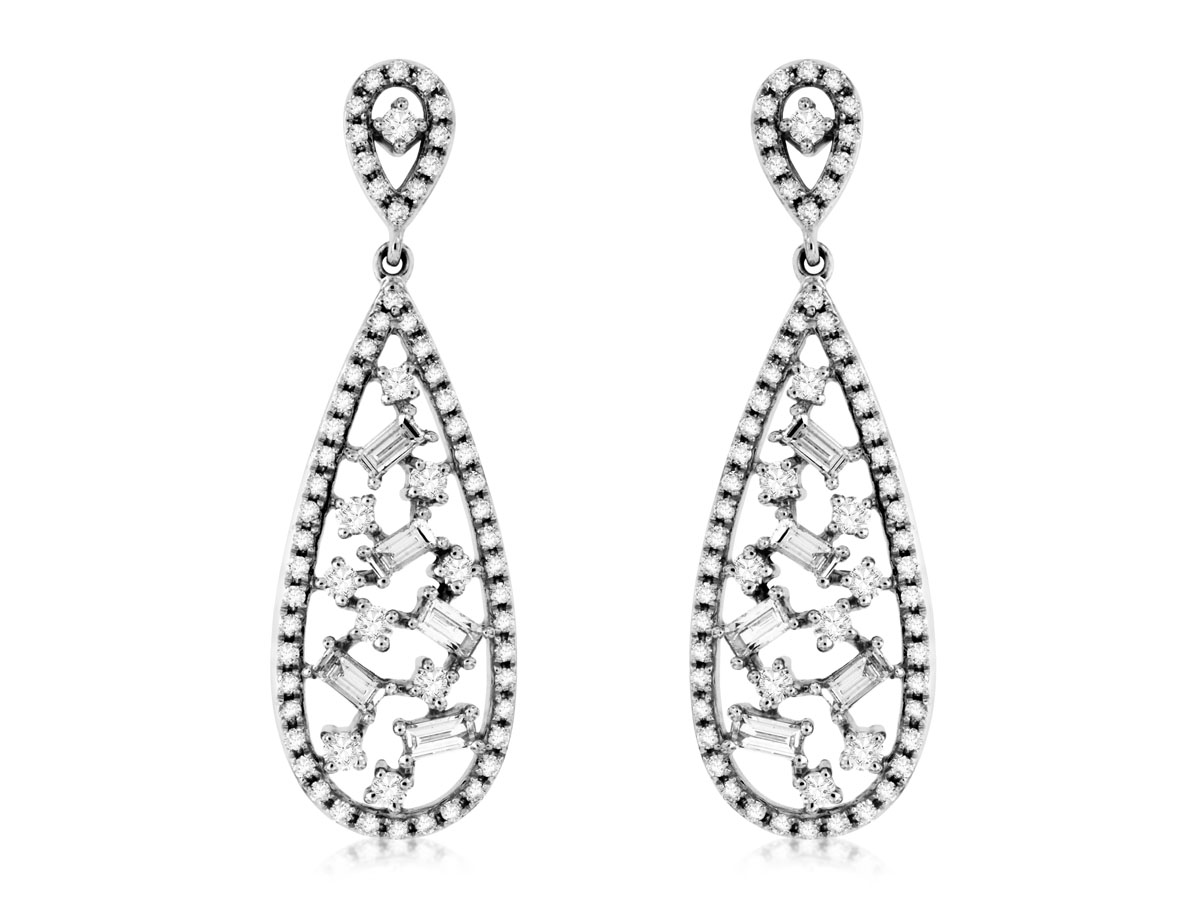 DIAMOND EARRING