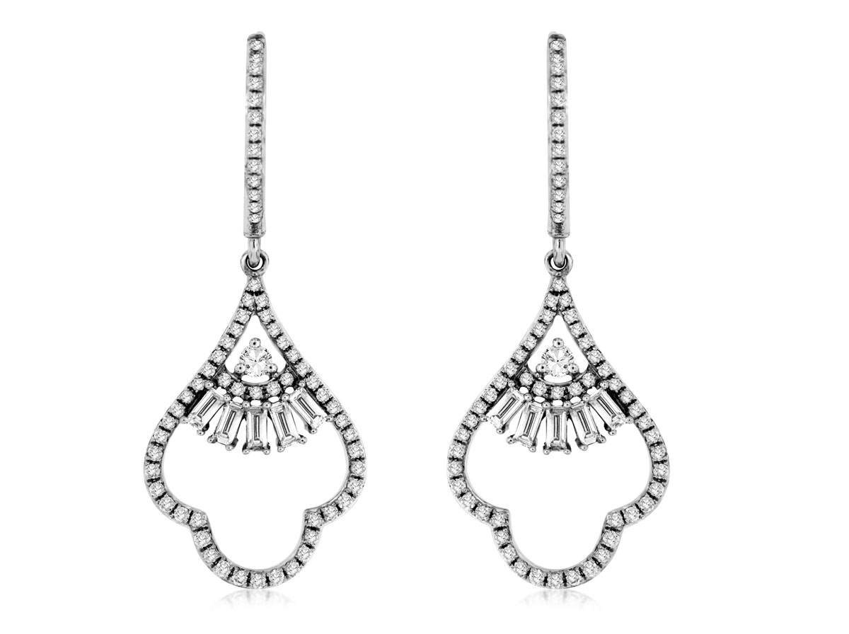 DIAMOND EARRING