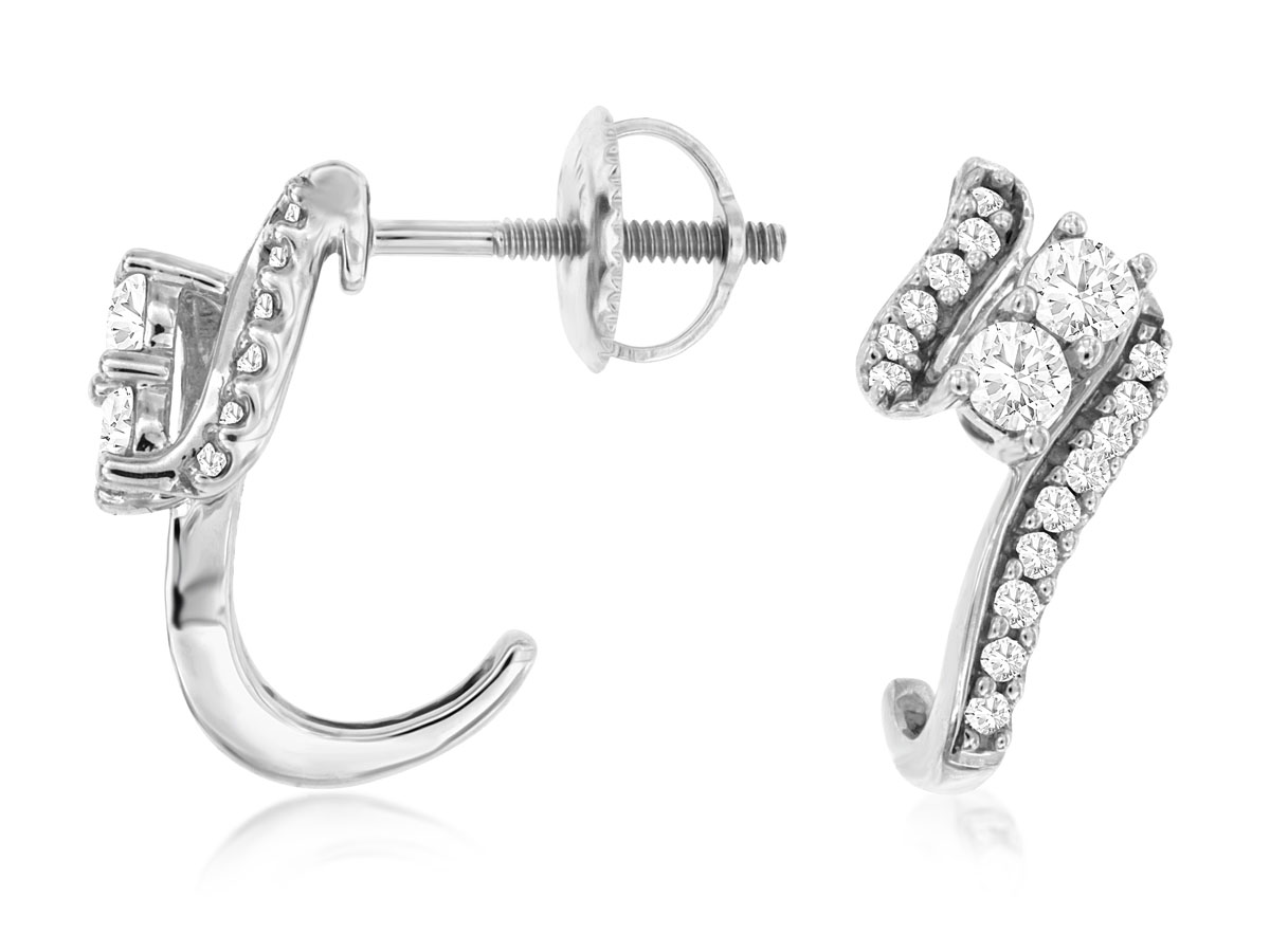 DIAMOND EARRING