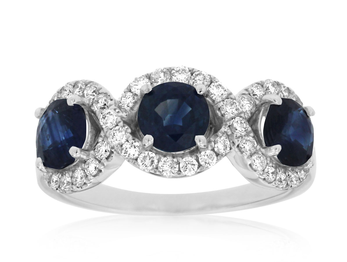 SAPPHIRE & DIAMOND RING
