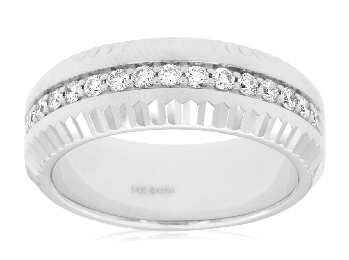 MEN'S DIAMOND RING