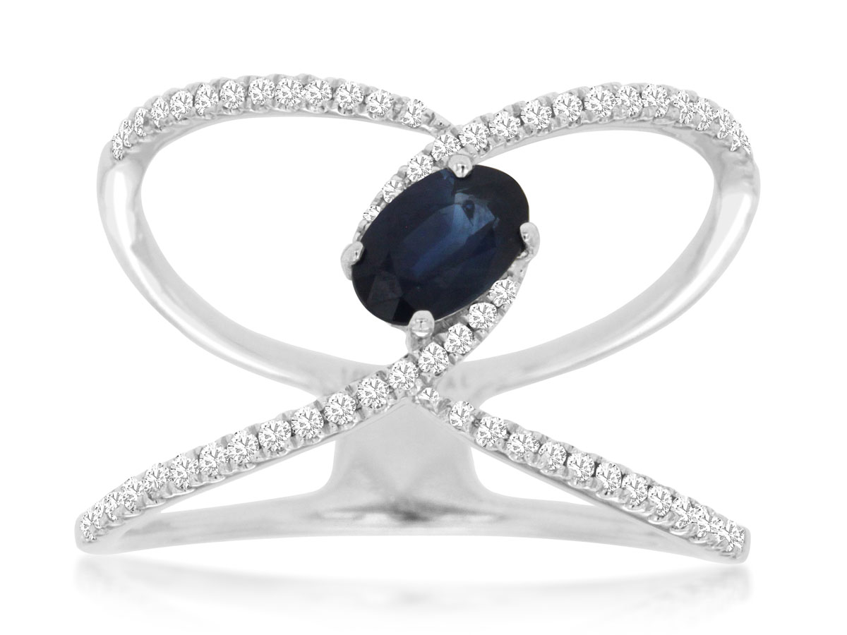 SAPPHIRE & DIAMOND RING