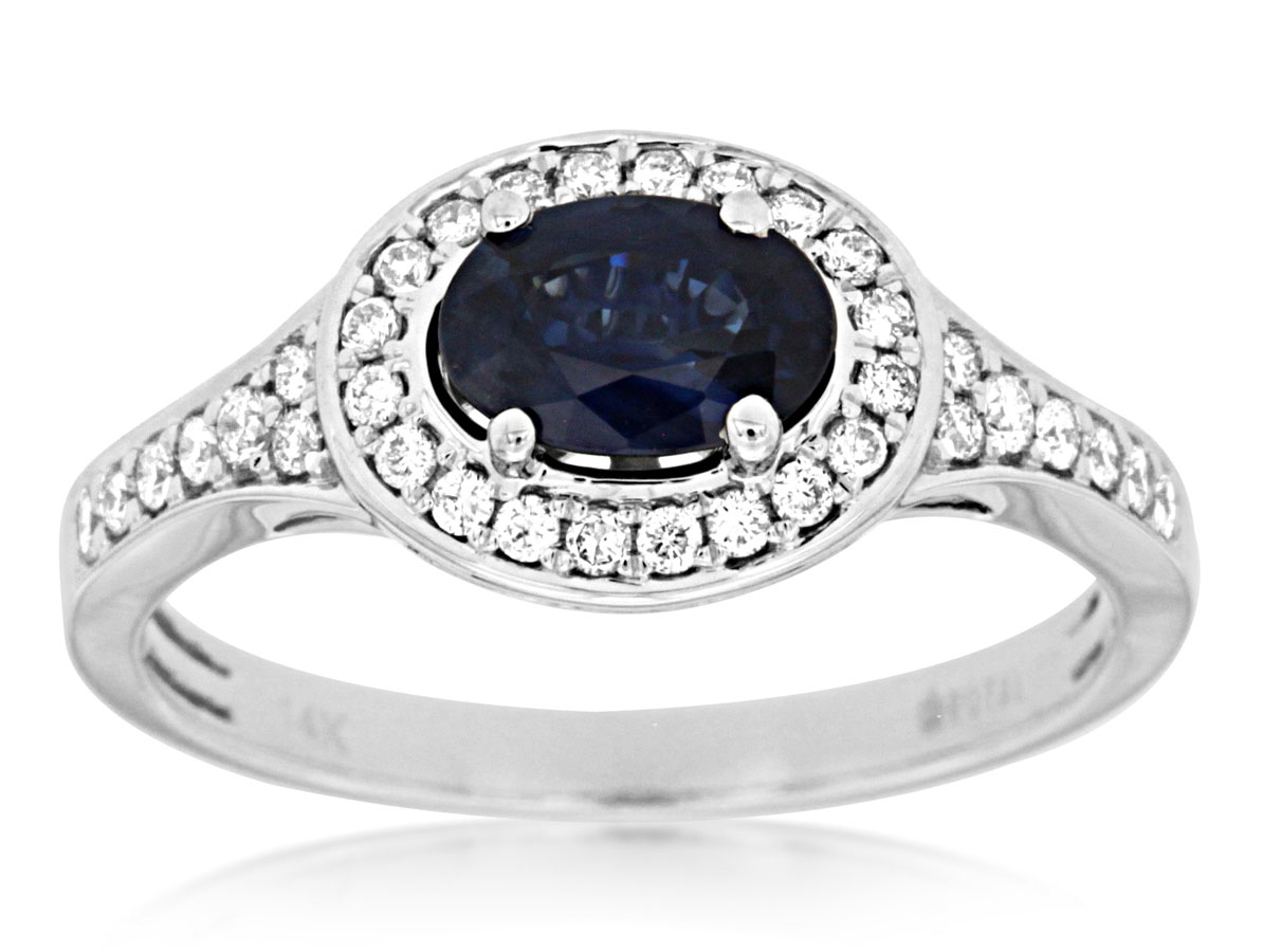 SAPPHIRE & DIAMOND RING