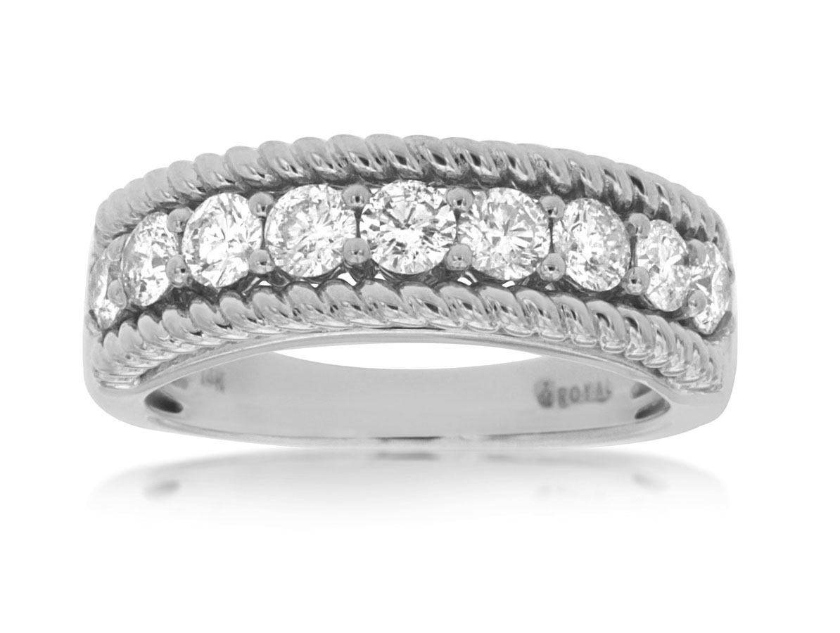 LADIES DIAMOND RING