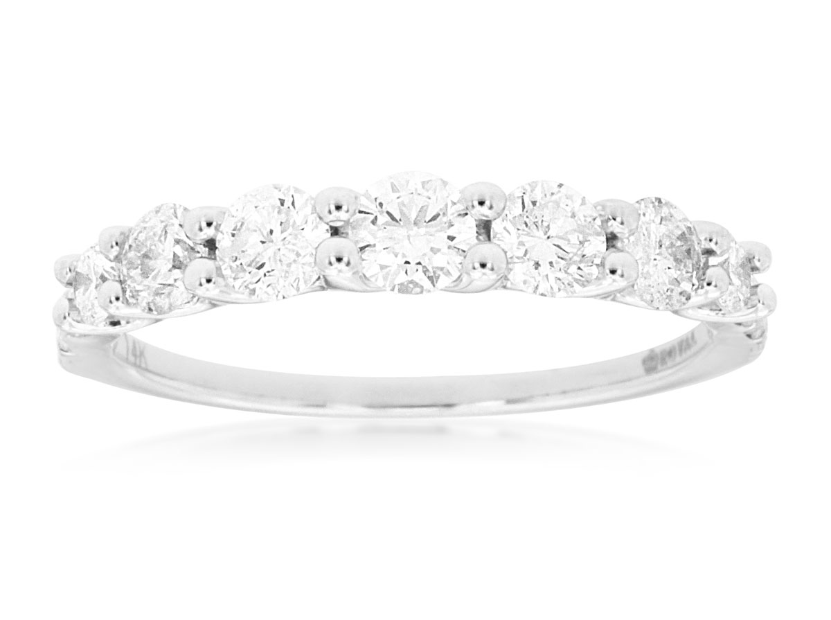 DIAMOND WEDDING BAND