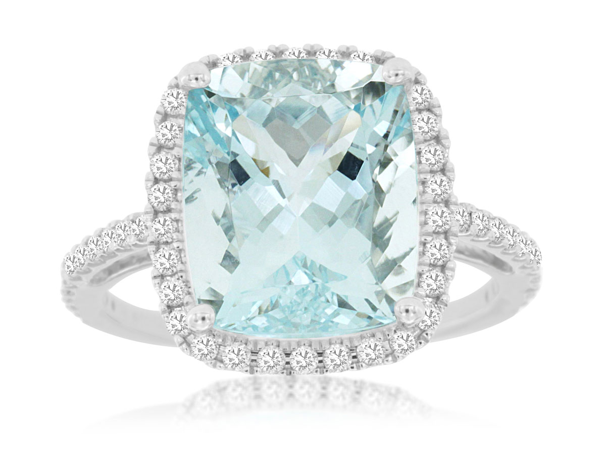 AQUAMARINE & DIAMOND RING