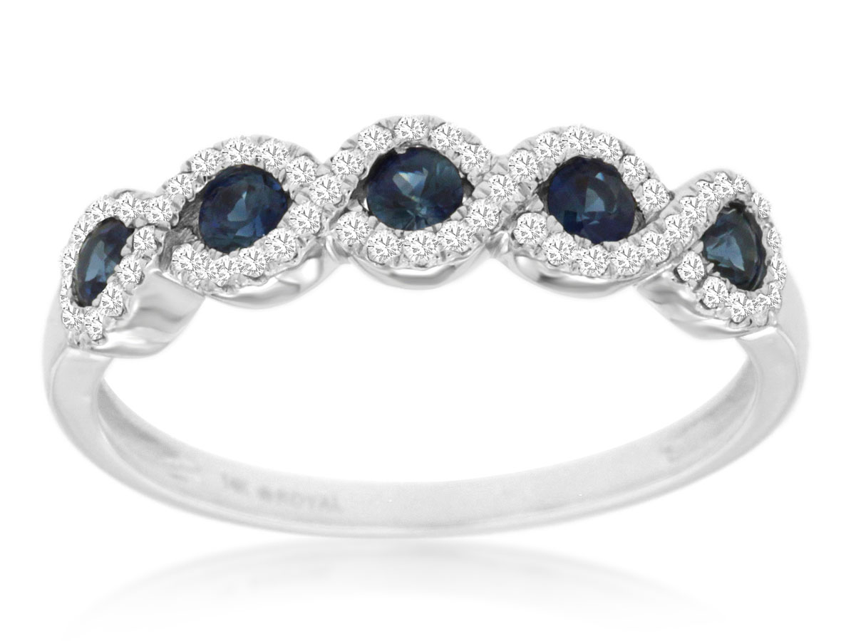 SAPPHIRE & DIAMOND RING