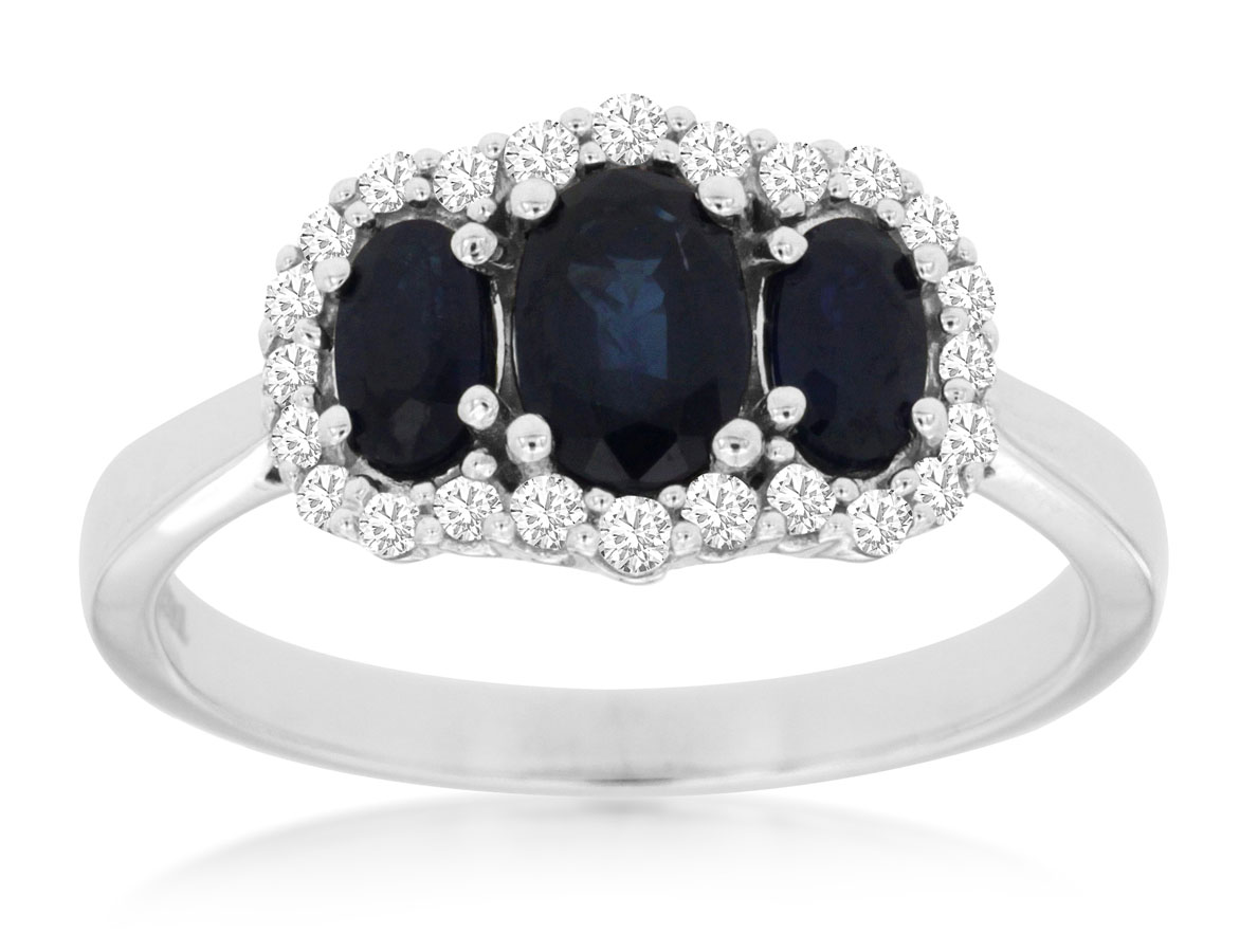 SAPPHIRE & DIAMOND RING