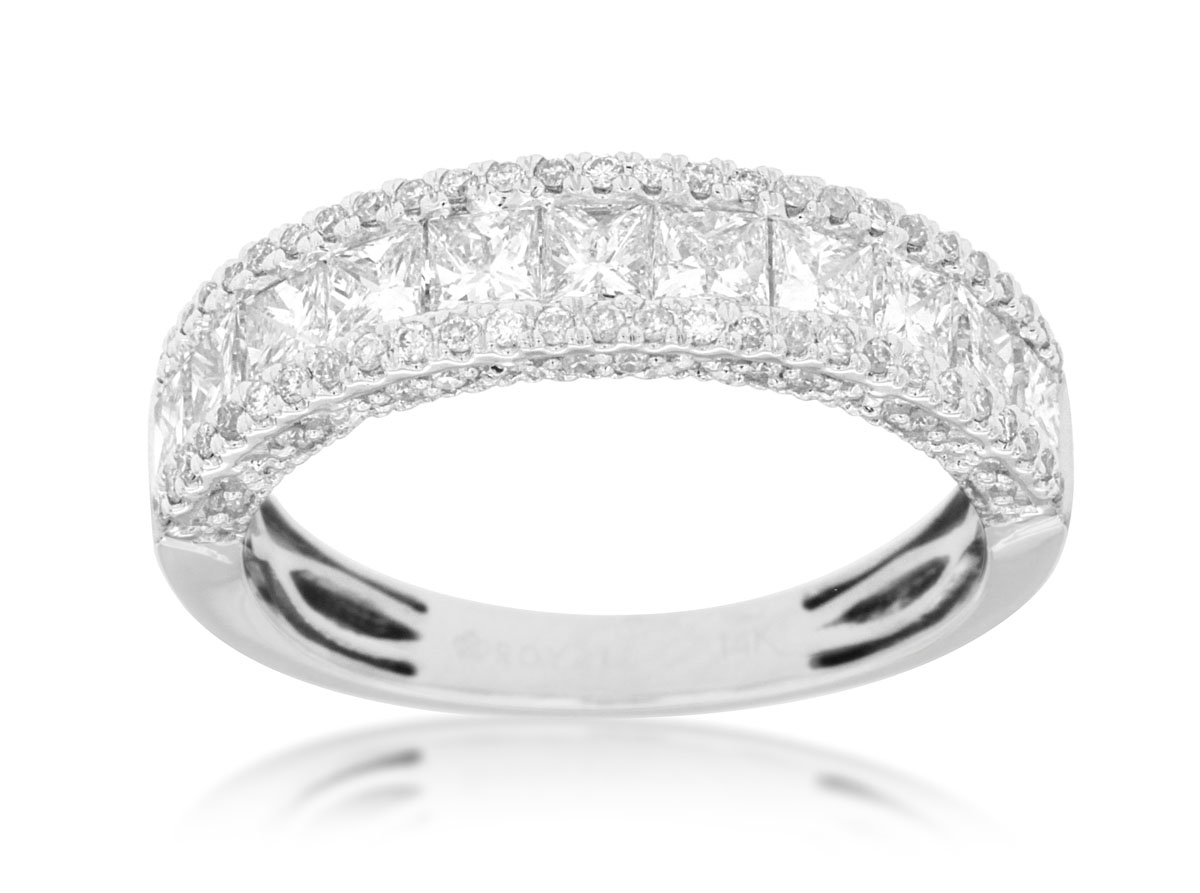 DIAMOND WEDDING BAND