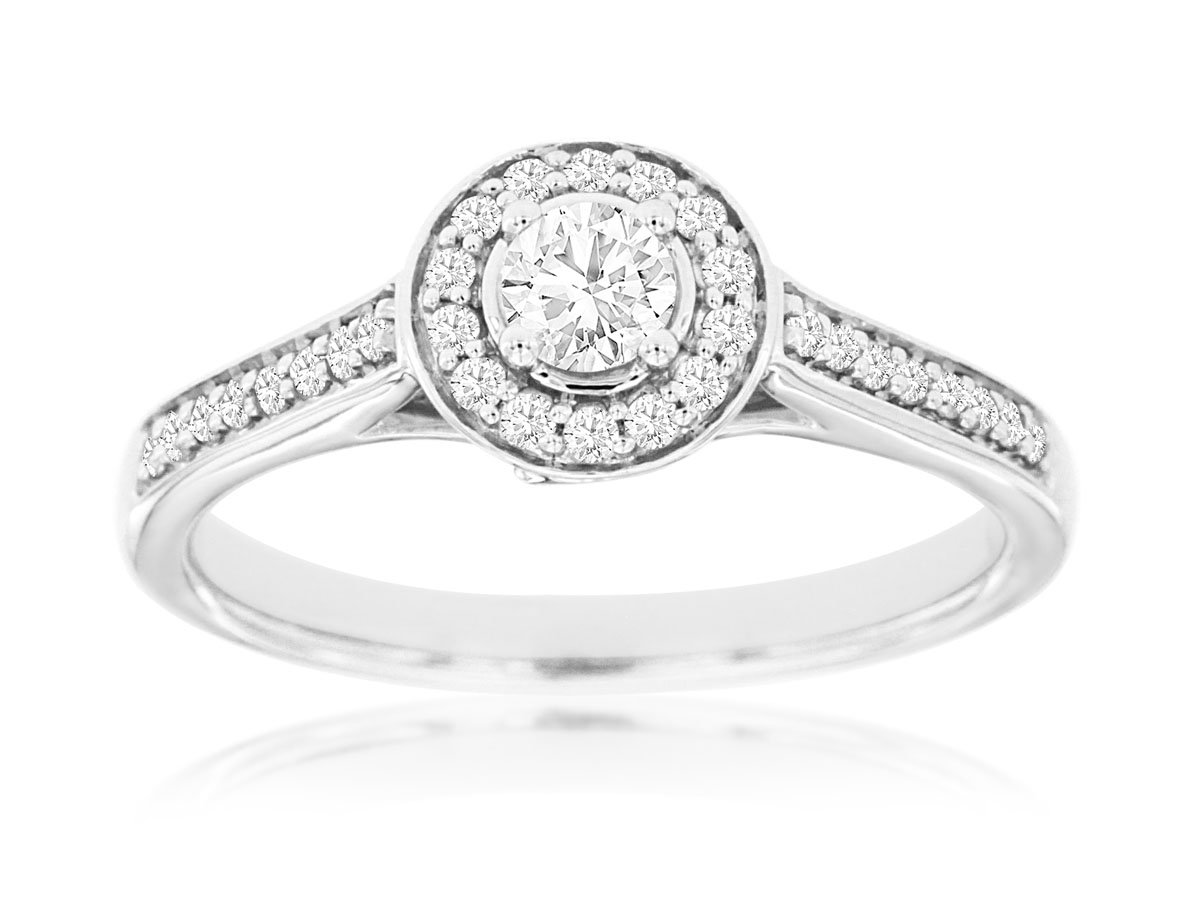 DIAMOND ENGAGEMENT RING