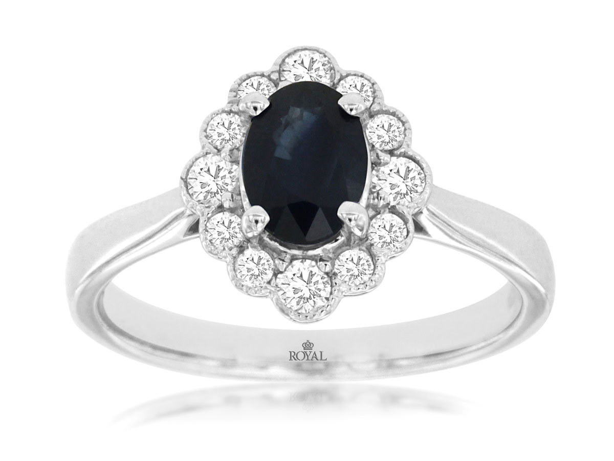 SAPPHIRE & DIAMOND RING