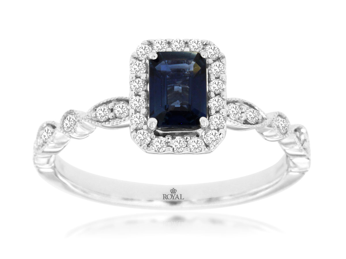 SAPPHIRE & DIAMOND RING