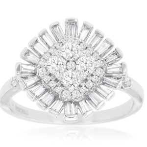 LADIES’ DIAMOND RING