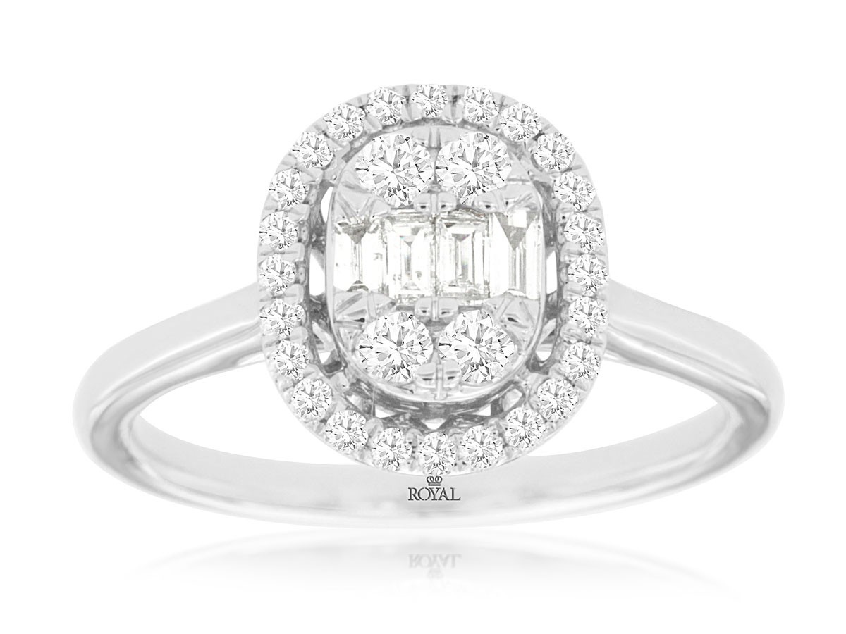 LADIES' DIAMOND RING