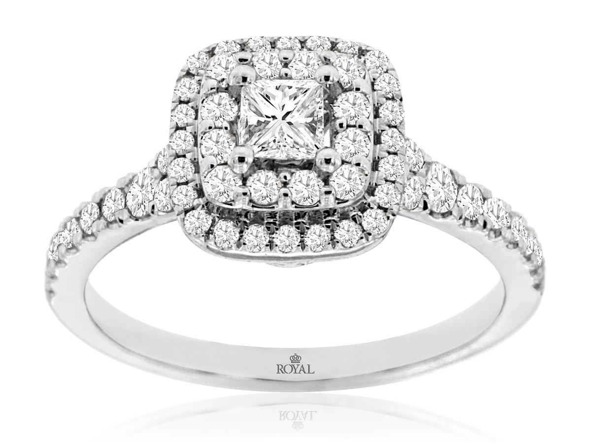 DIAMOND ENGAGEMENT RING