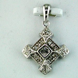 DIAMOND PENDANT