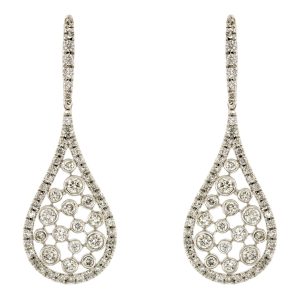 DIAMOND EARRING