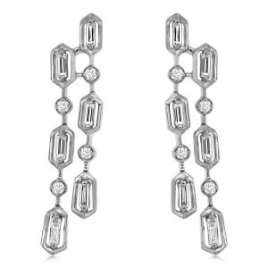 DIAMOND EARRING