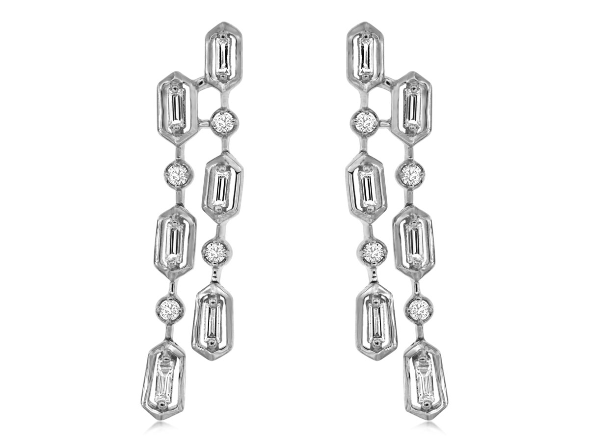 DIAMOND EARRING