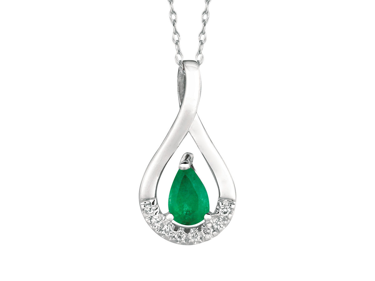 EMERALD & DIAMOND PENDANT